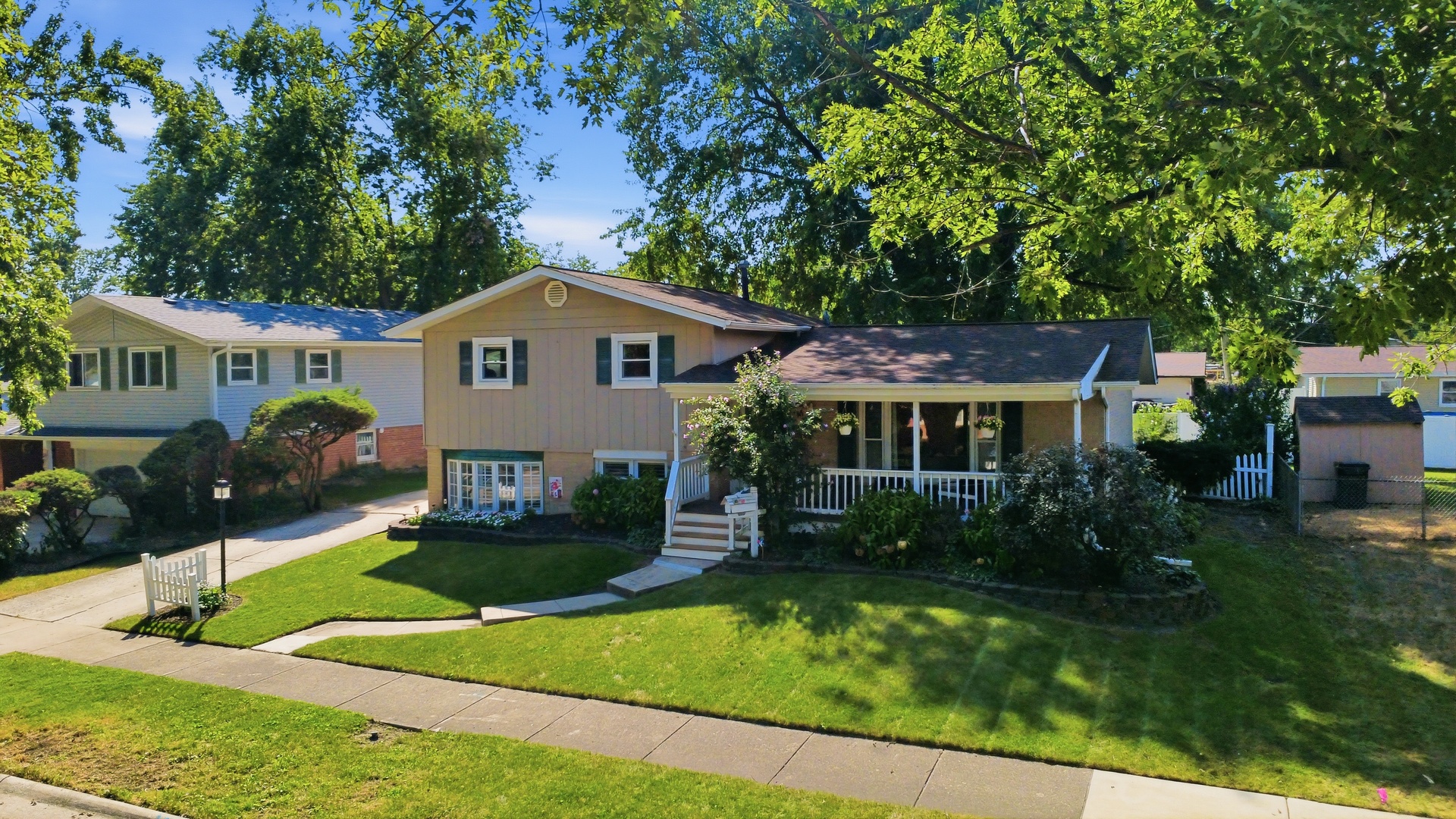 15124 Hillside Avenue Property Photo 38