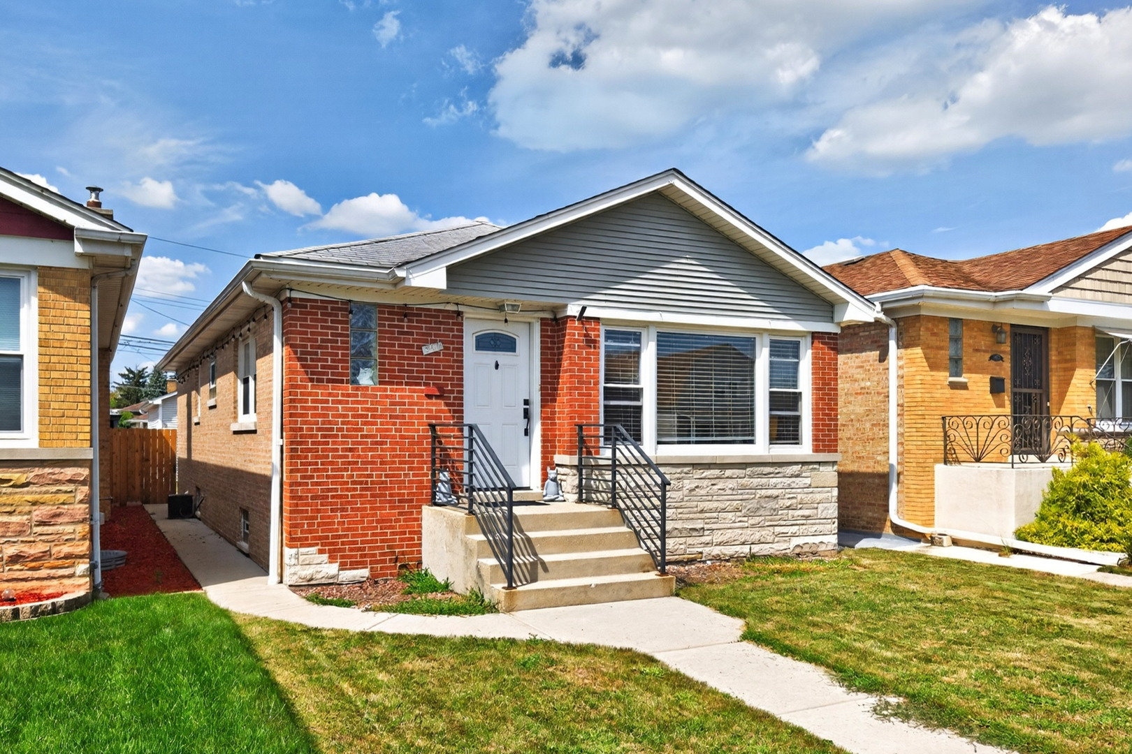 5440 N Mobile Avenue Property Photo 1