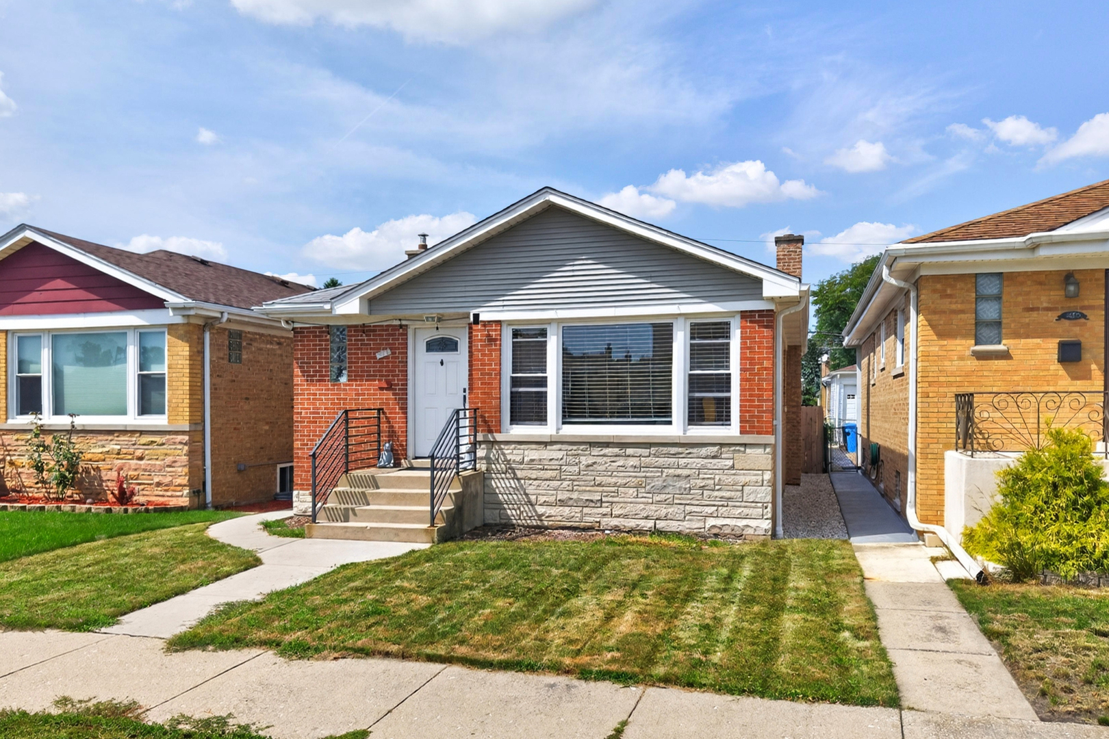 5440 N Mobile Avenue Property Photo 2