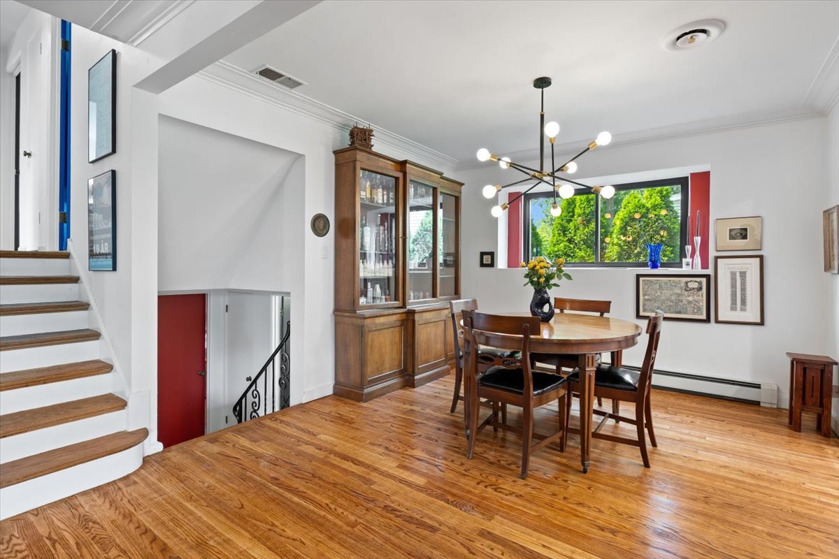 4225 Lee Street Property Photo 12