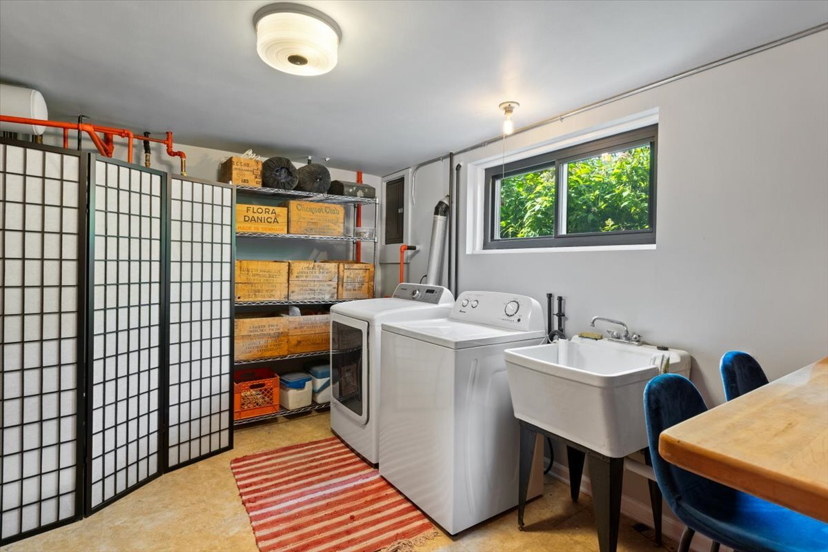 4225 Lee Street Property Photo 27