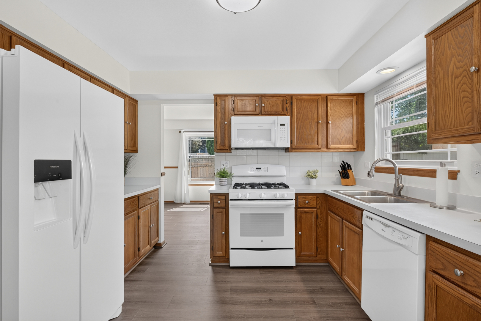 8 Arthur Court Property Photo 7