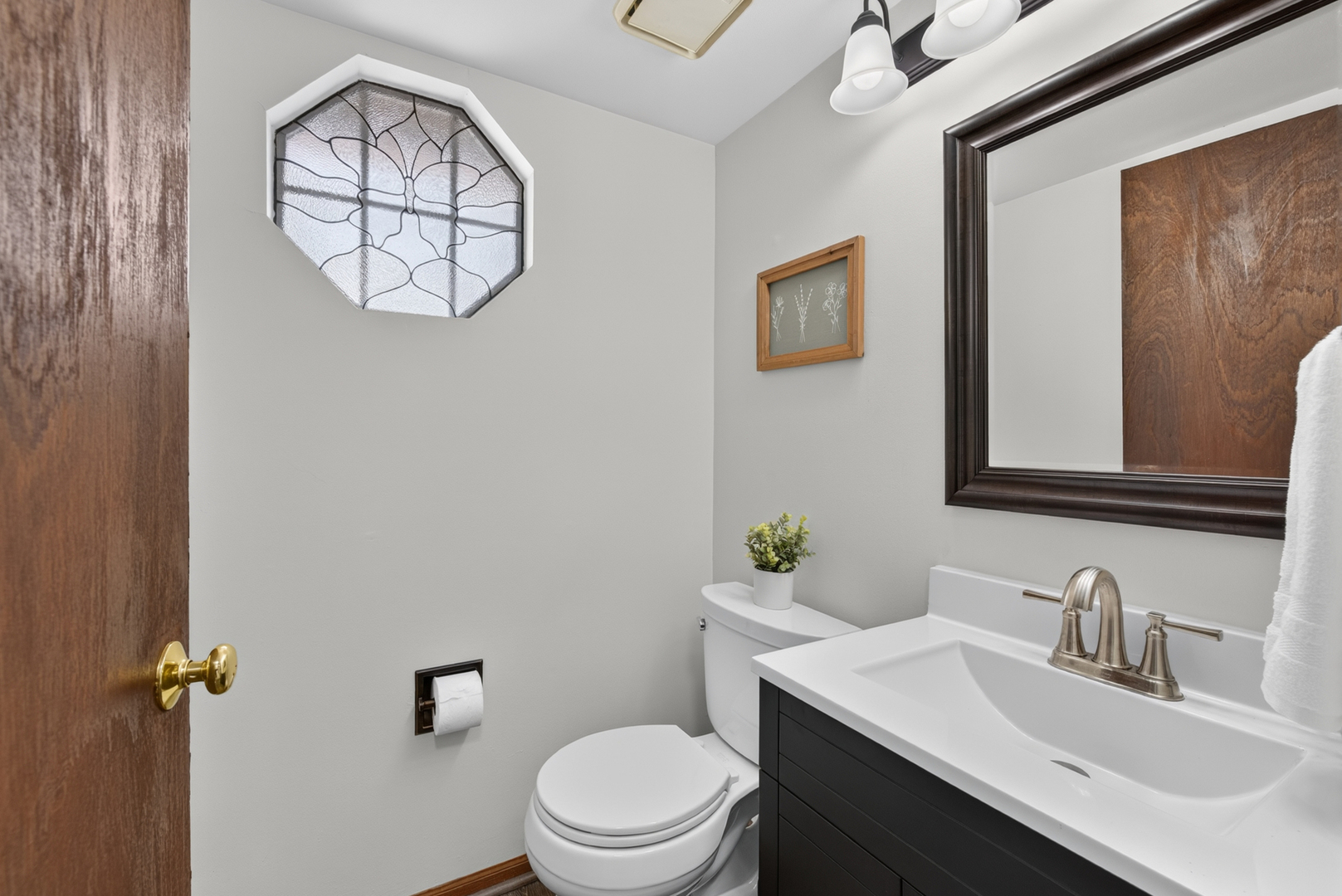 8 Arthur Court Property Photo 14
