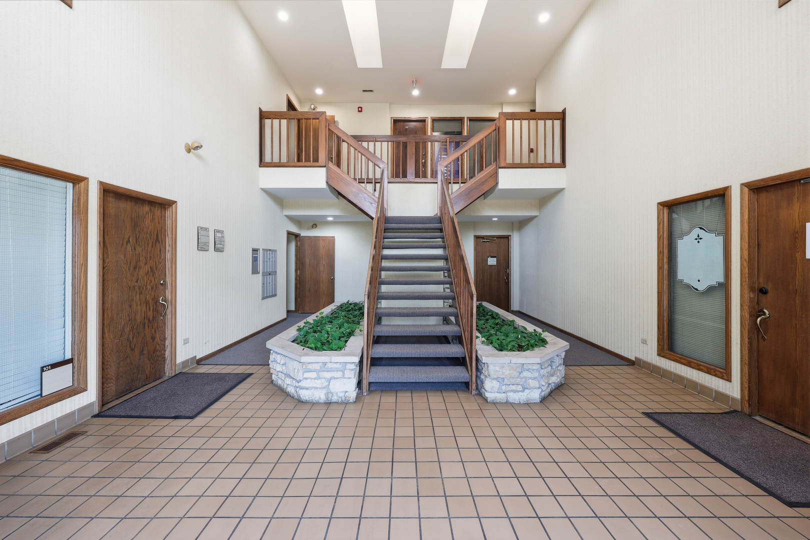 12751736 Property Photo 21