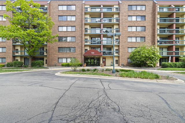 1800 Huntington Boulevard 307 Property Photo 1