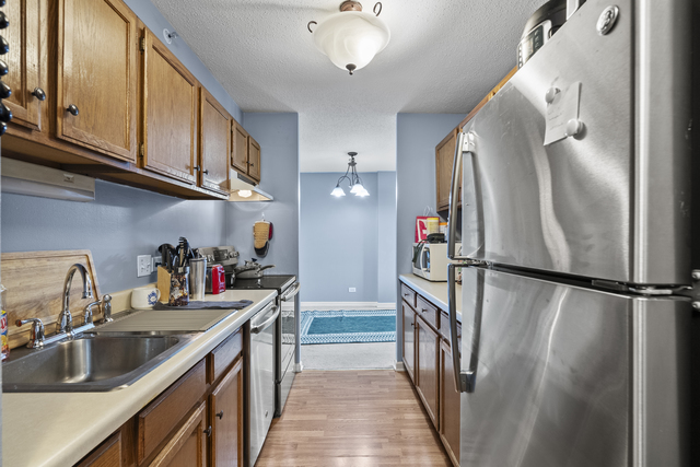 1800 Huntington Boulevard 307 Property Photo 7