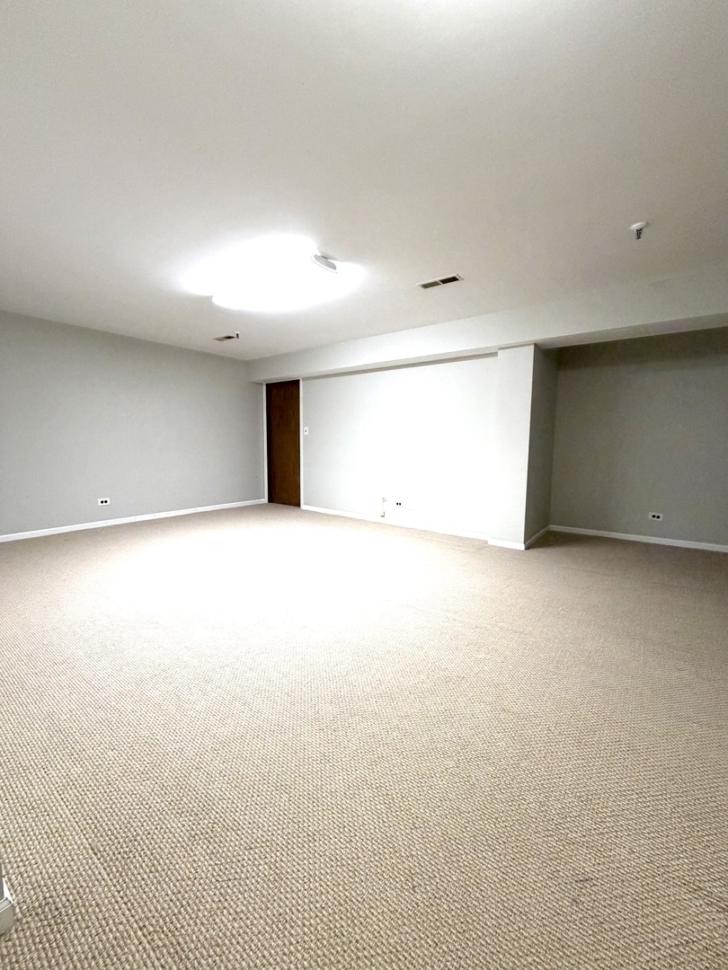 4144 Cove Lane D Property Photo 21