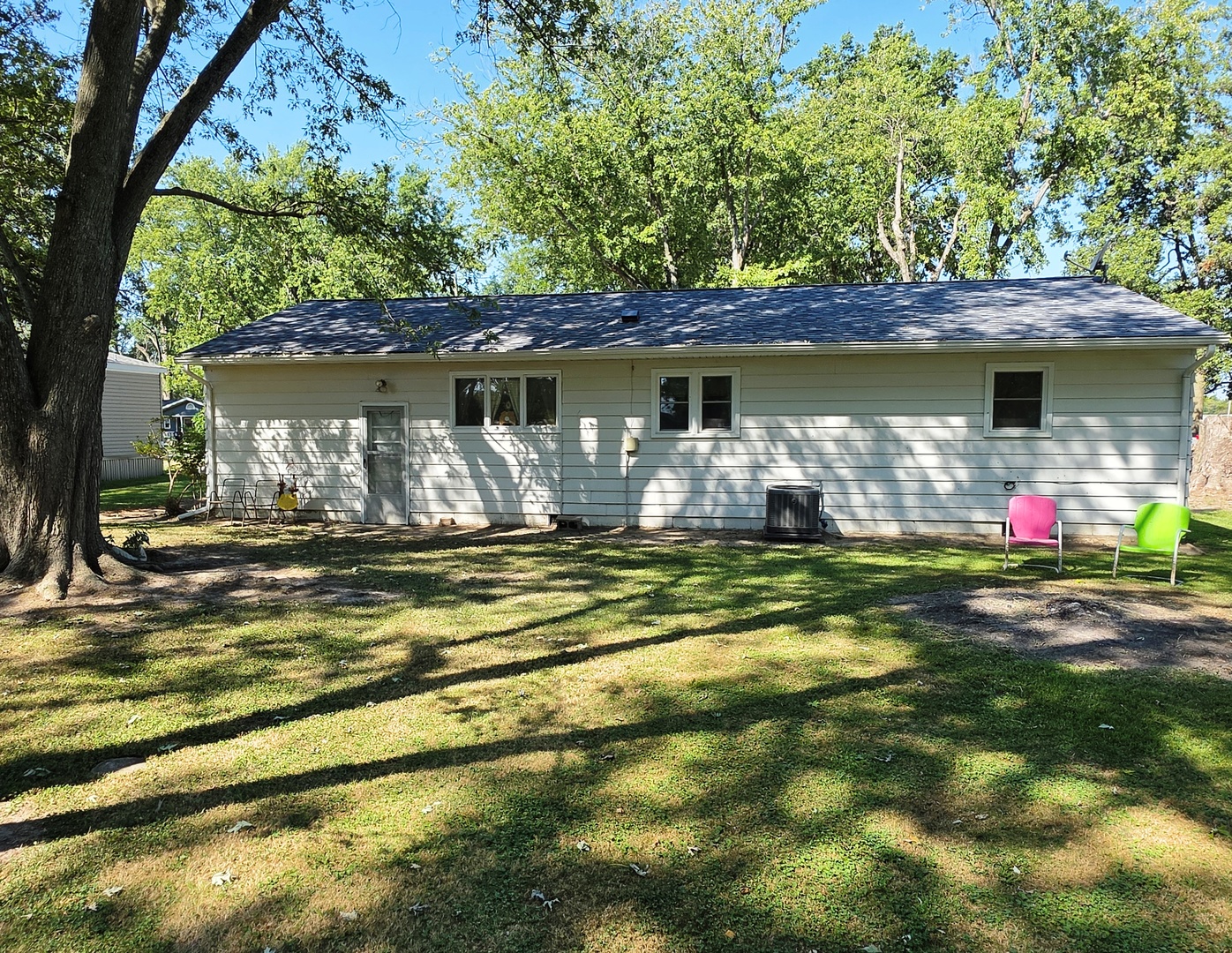 108 N Linton Street Property Photo 2