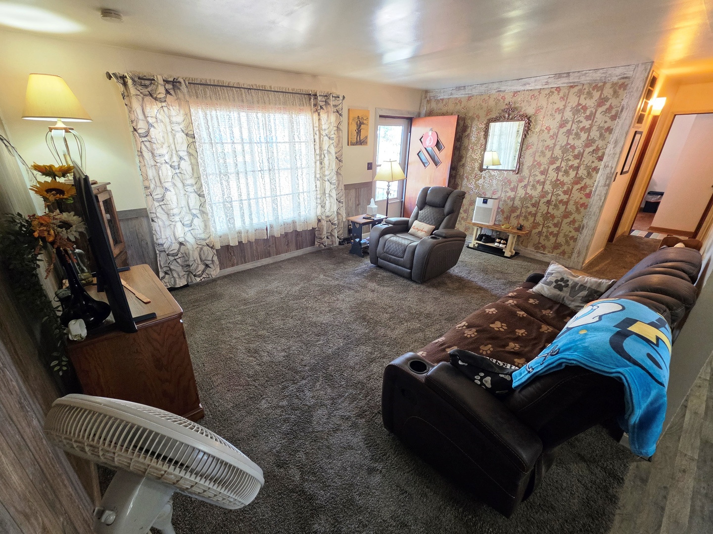 108 N Linton Street Property Photo 11