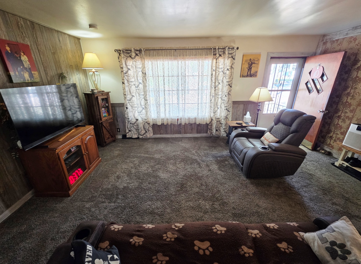 108 N Linton Street Property Photo 12