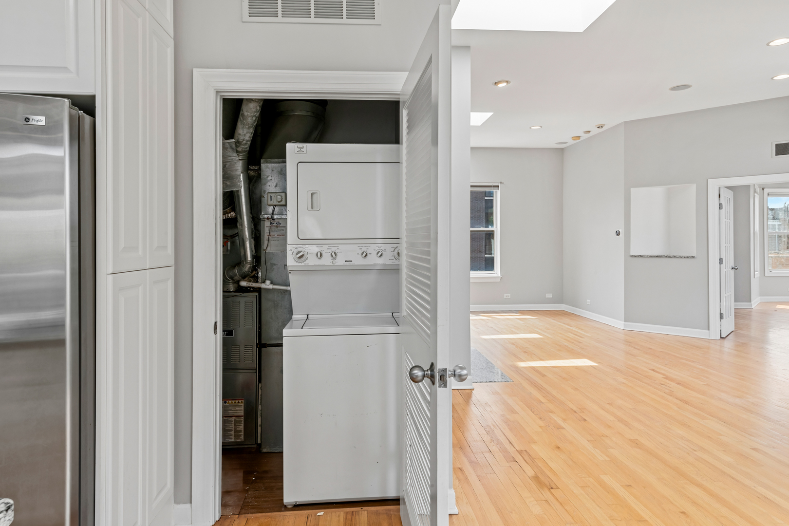 845 W Altgeld Street 4a Property Photo 14