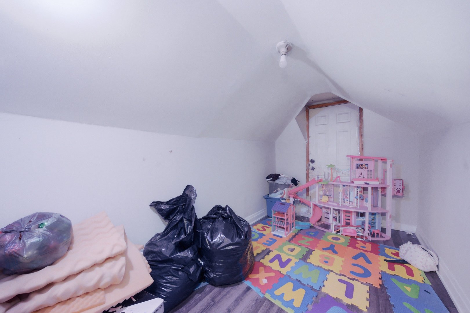 135 N Lotus Avenue Property Photo 13