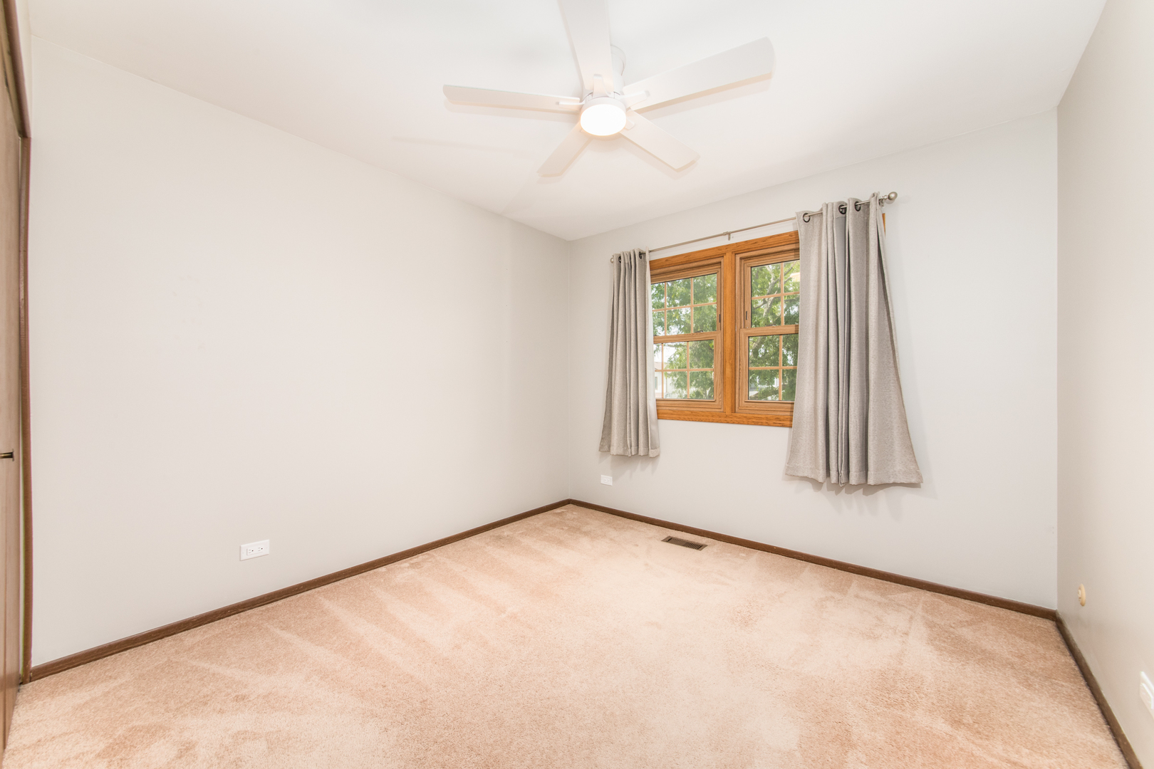 795 Cardinal Lane Property Photo 14