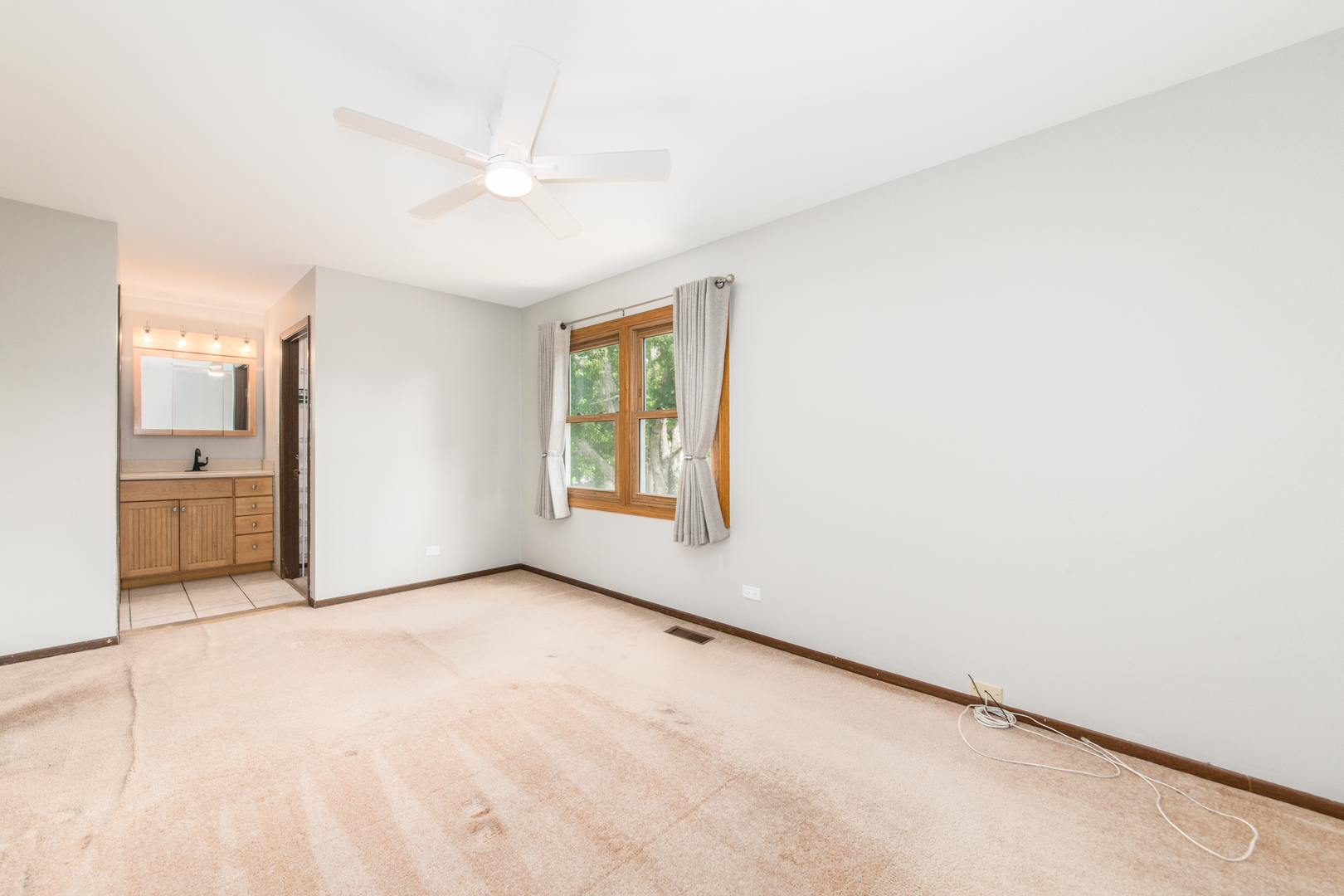 795 Cardinal Lane Property Photo 18