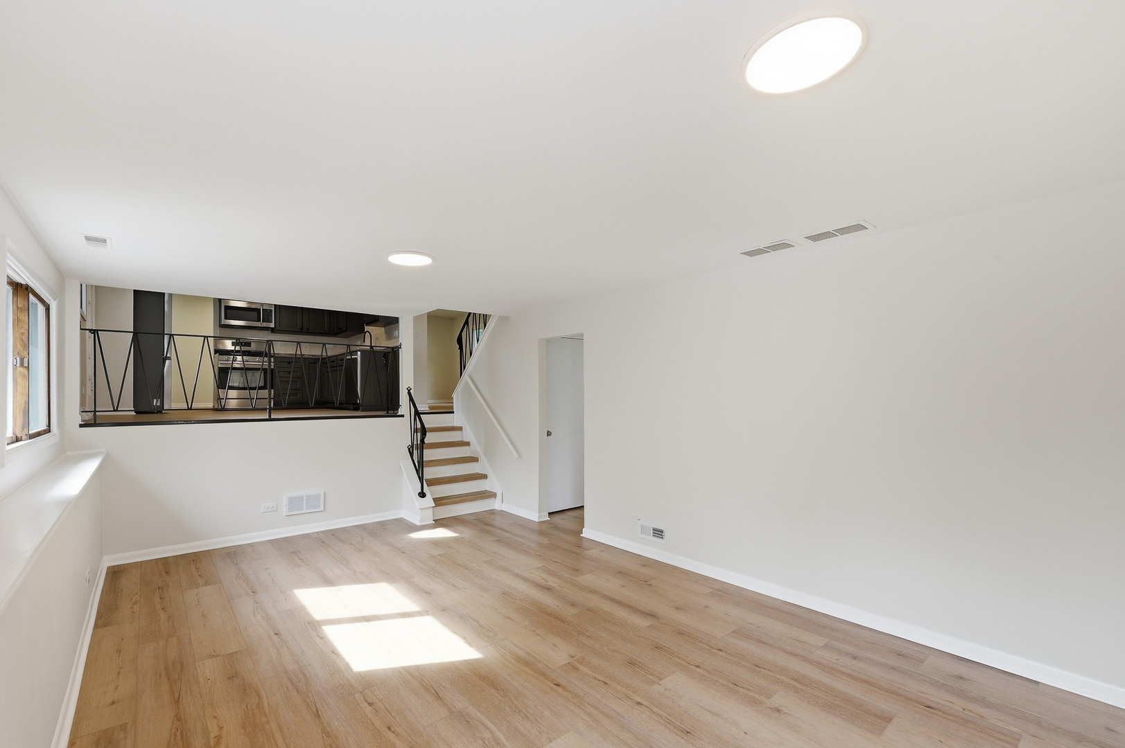 849 Pear Tree Lane Property Photo 7
