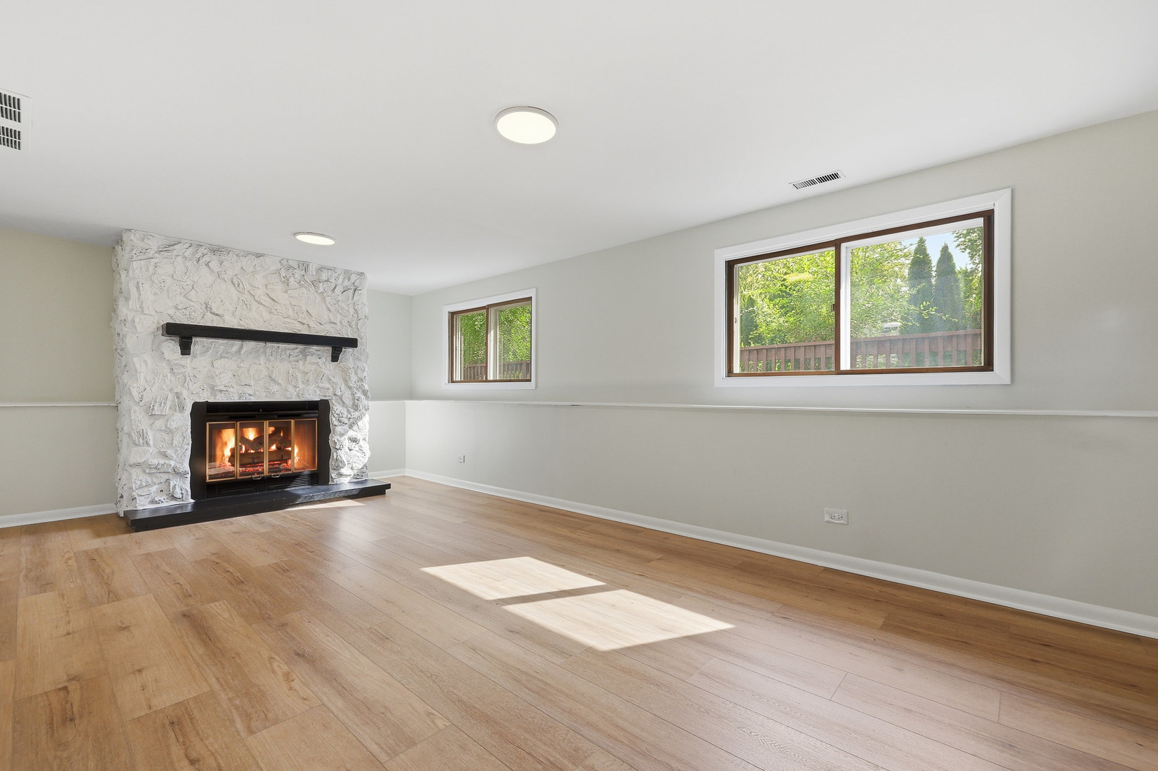 849 Pear Tree Lane Property Photo 14
