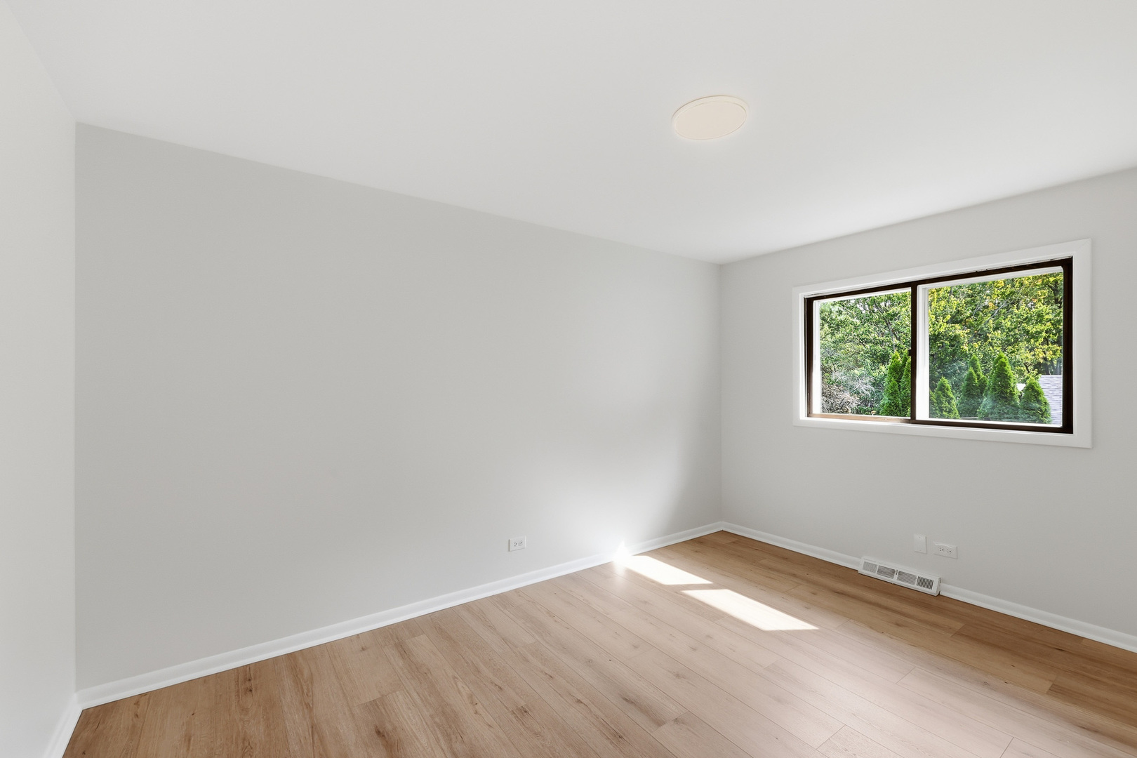 849 Pear Tree Lane Property Photo 25