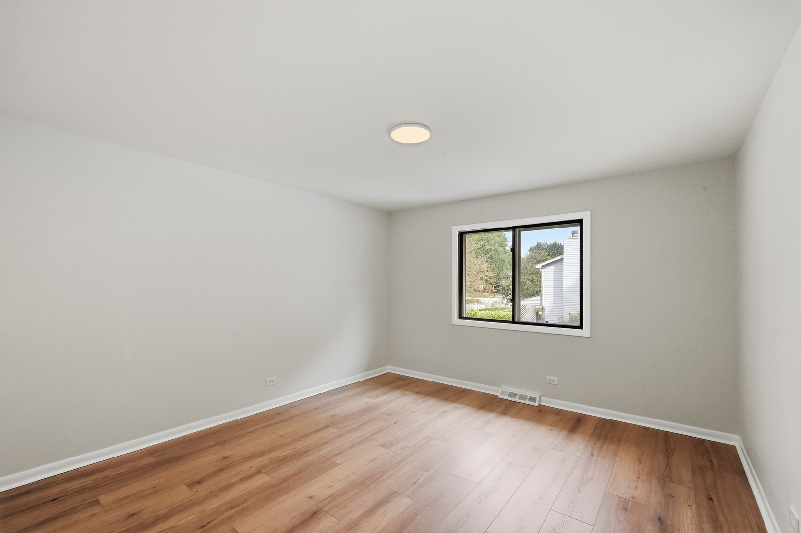 849 Pear Tree Lane Property Photo 28