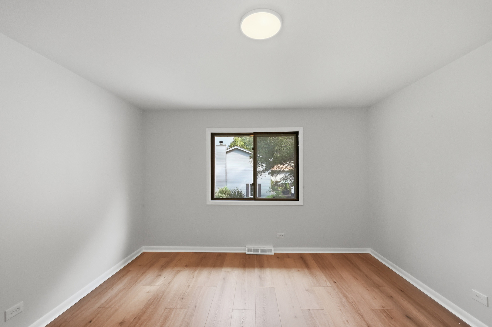 849 Pear Tree Lane Property Photo 29
