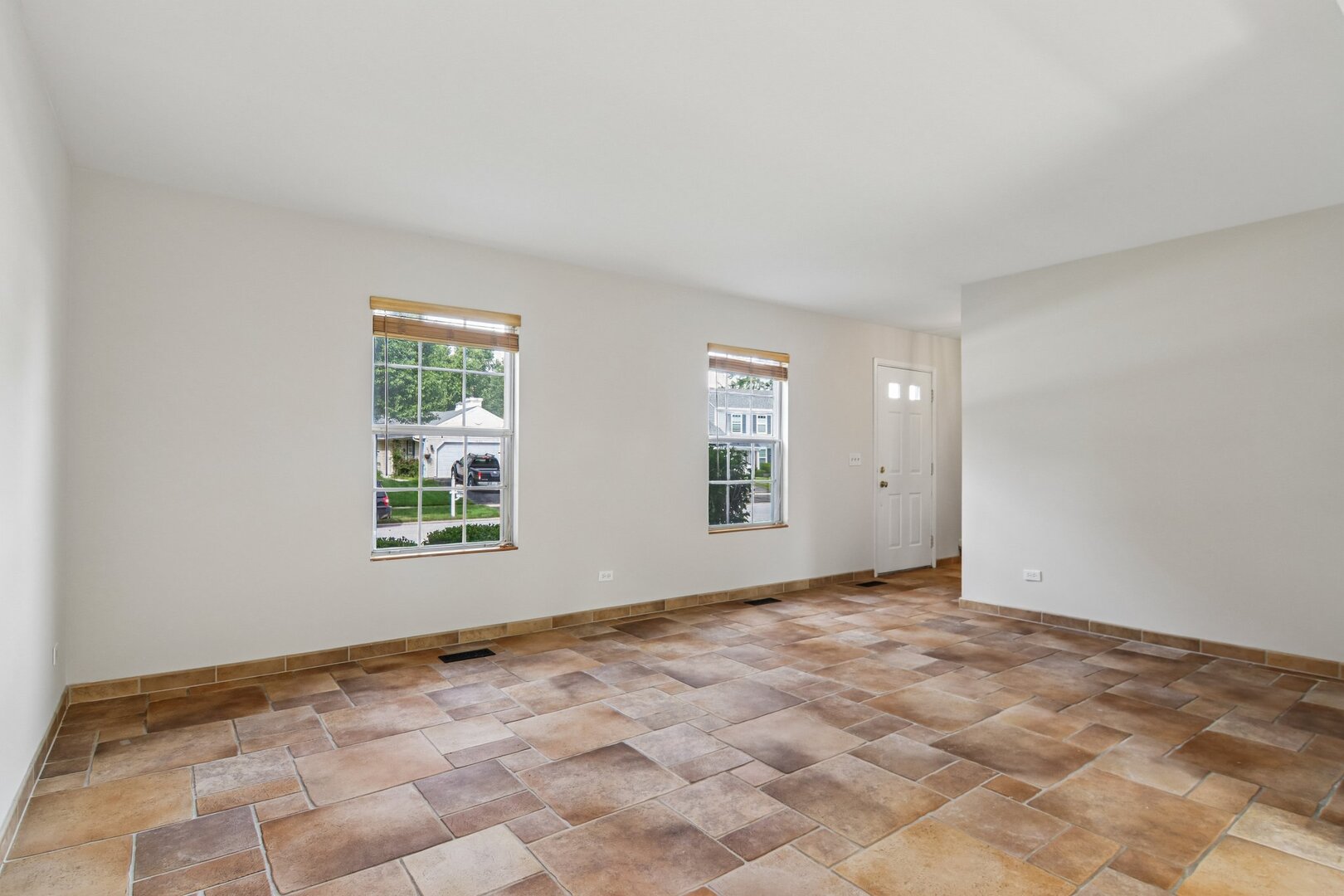 12751778 Property Photo 5