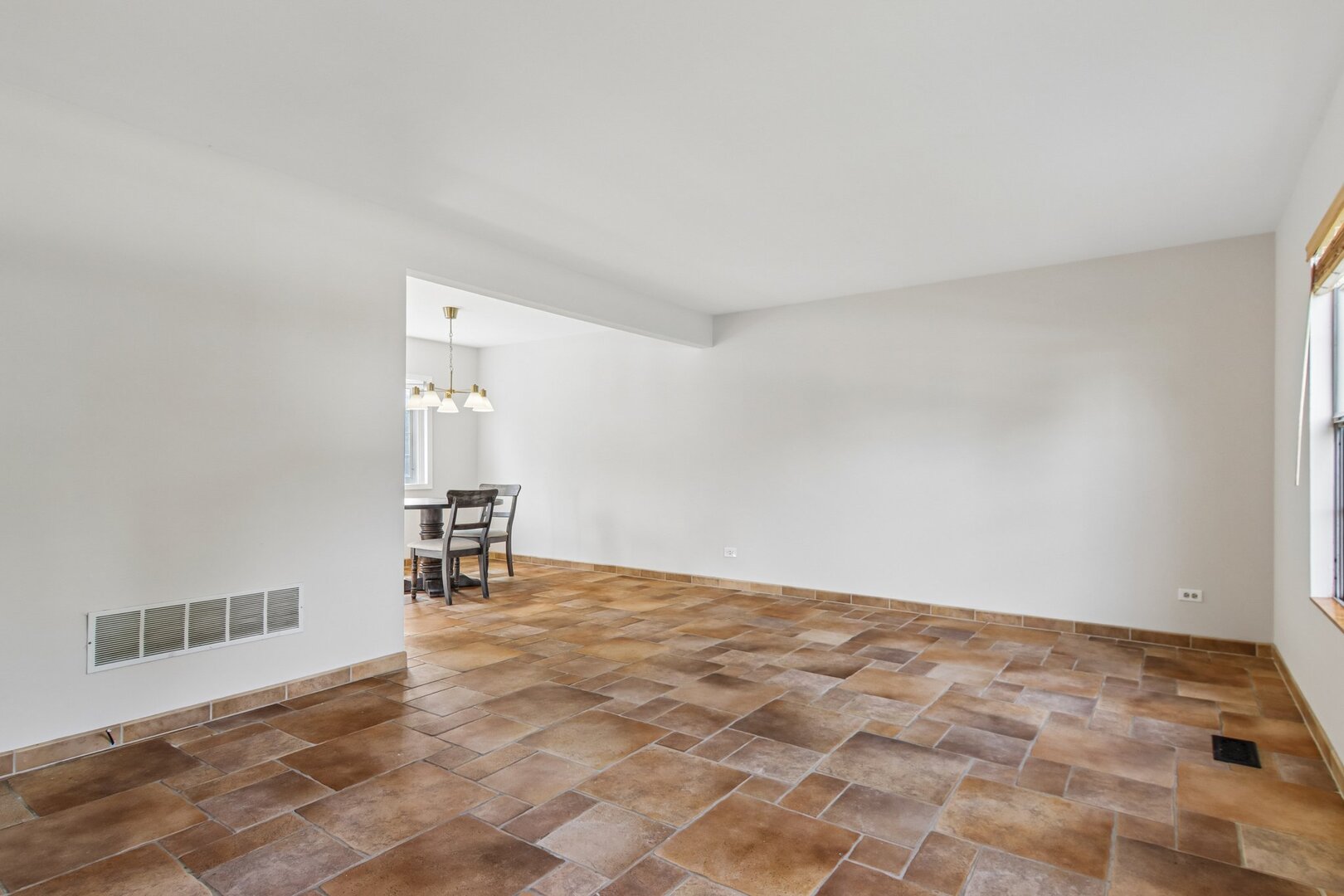 12751778 Property Photo 6