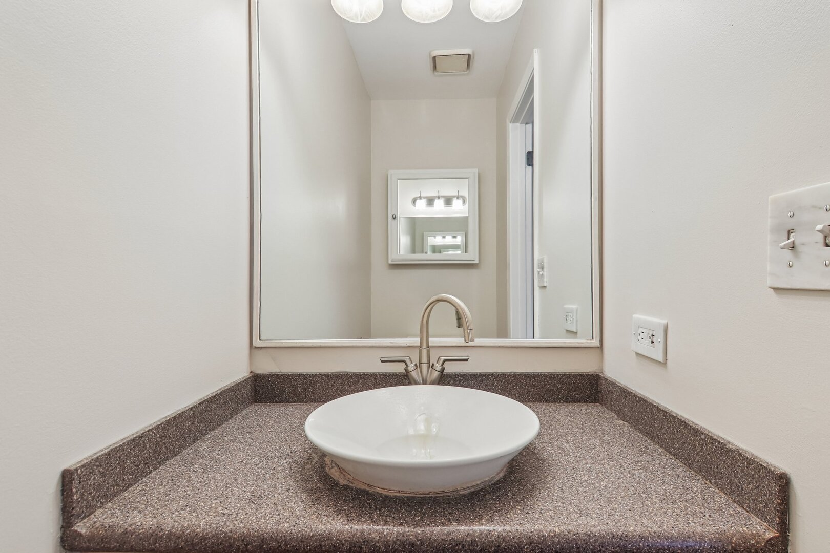 12751778 Property Photo 14