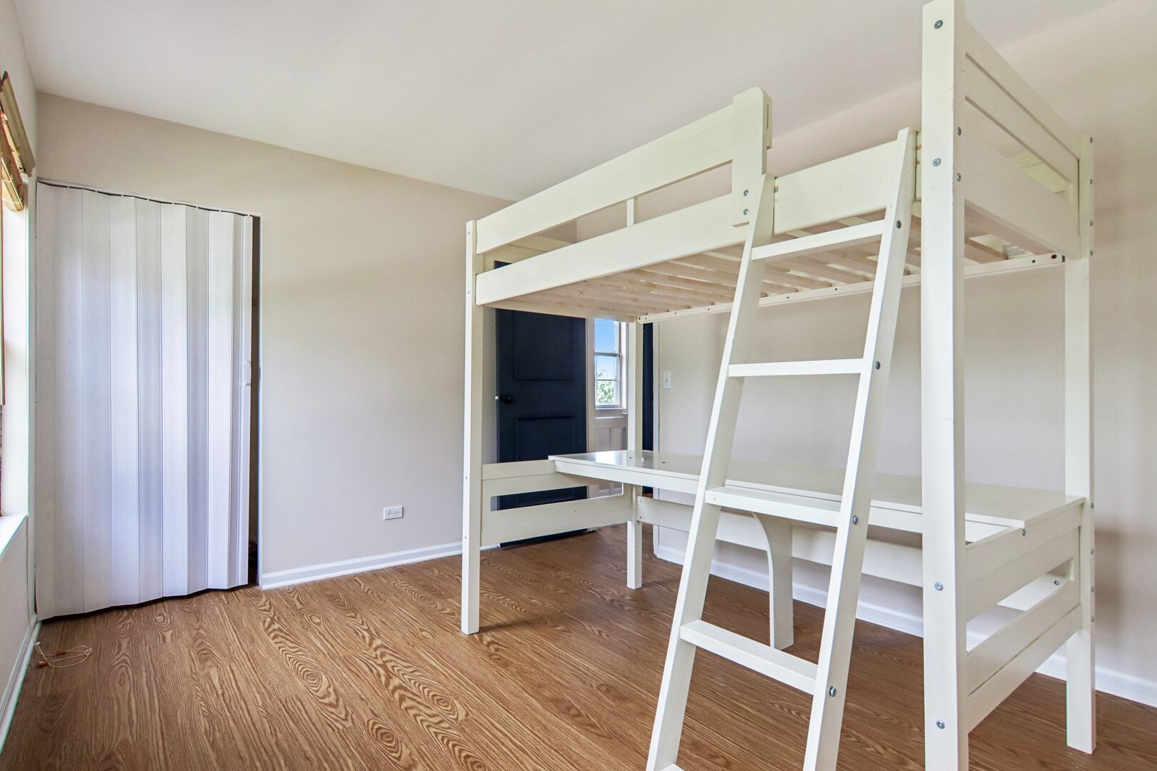 12751778 Property Photo 24