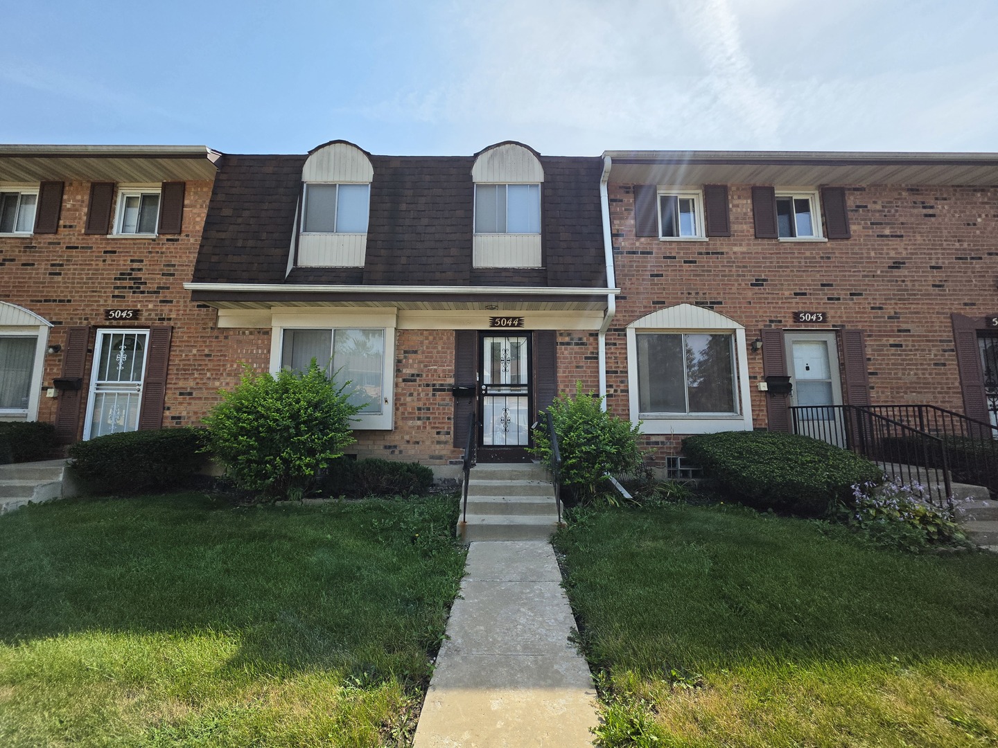 5044 Brighton Lane Property Photo 1