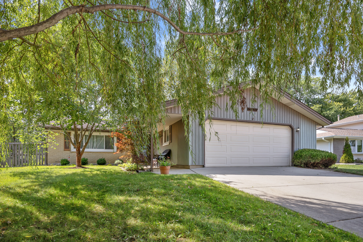124 Patricia Drive Property Photo 3