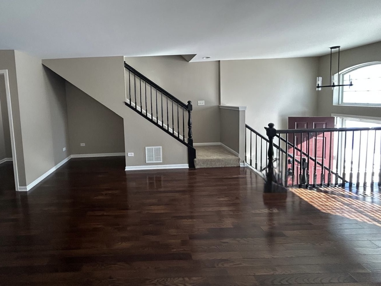 14612 Thomas Jefferson Drive Property Photo 2