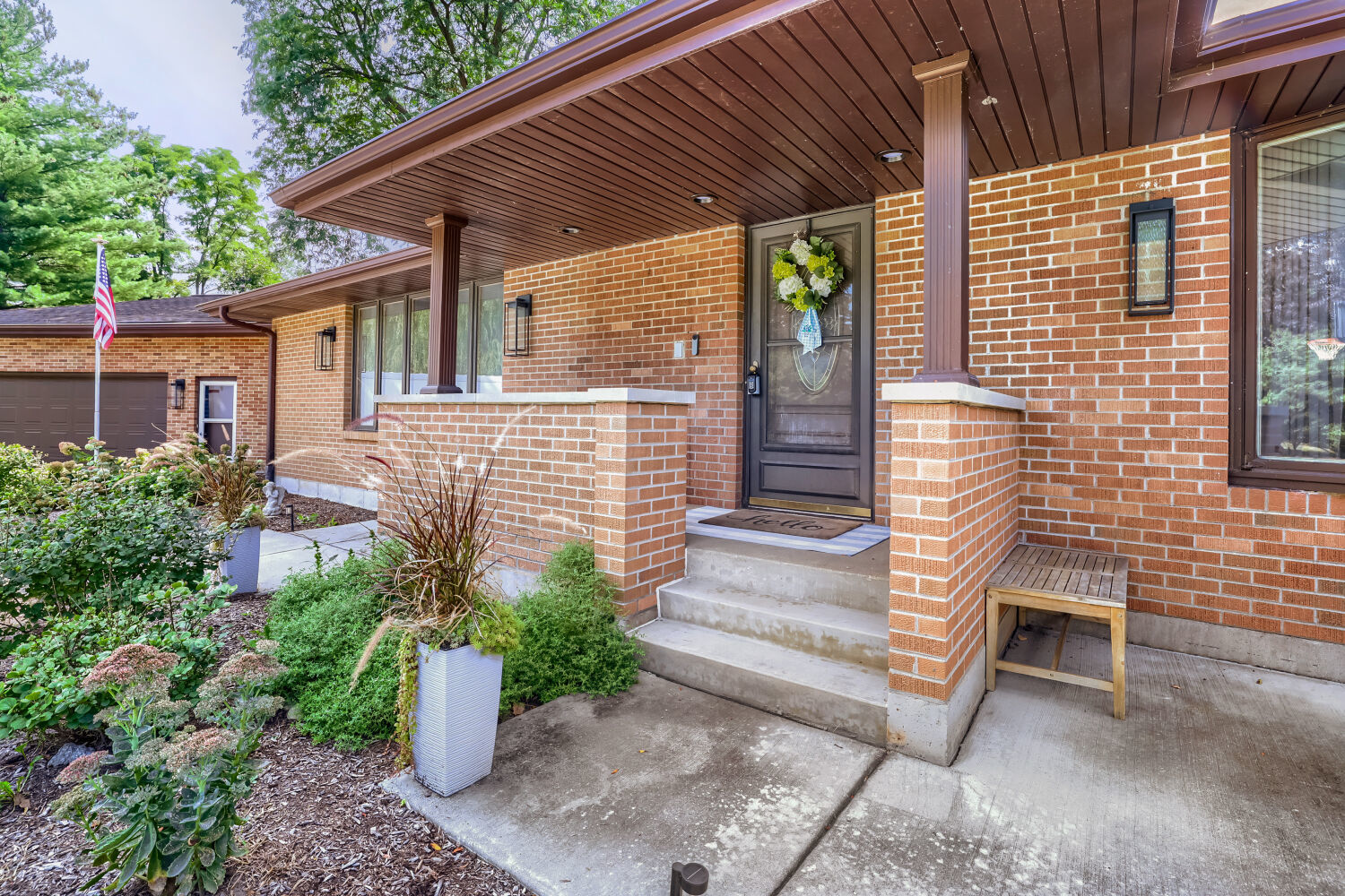 1803 Paula Court Property Photo 8