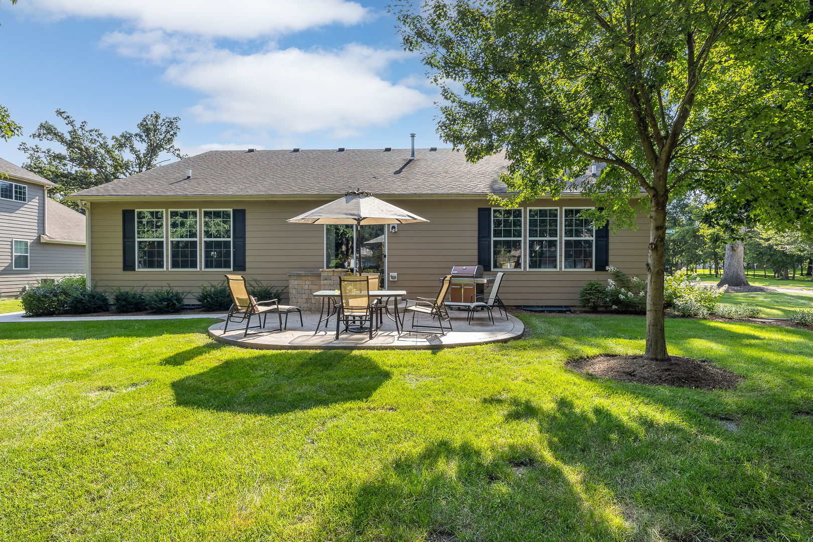 1707 Pondview Drive Property Photo 5