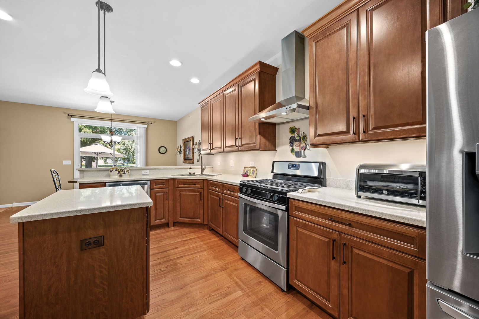 1707 Pondview Drive Property Photo 9