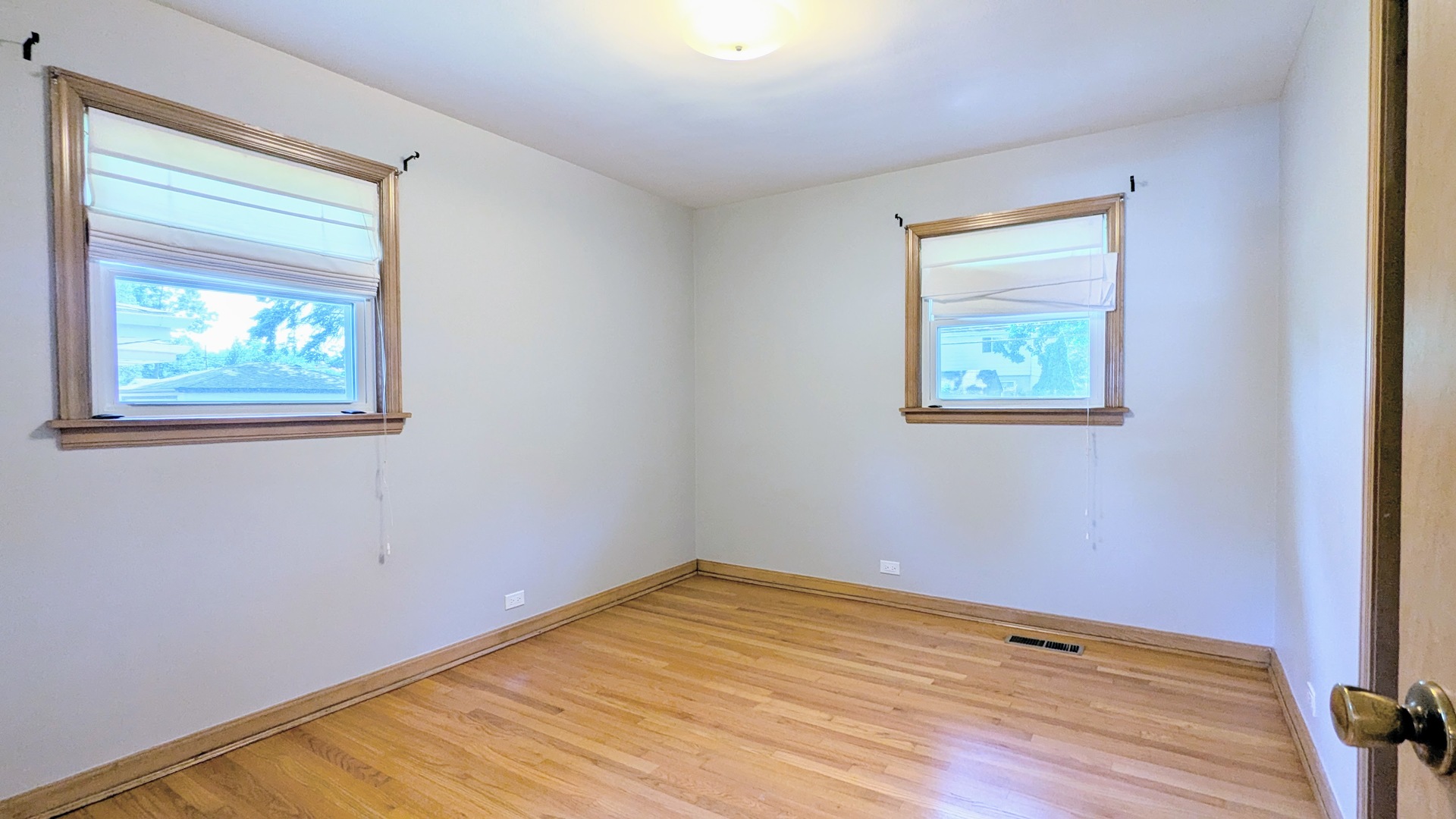 736 N Wilshire Lane Property Photo 8