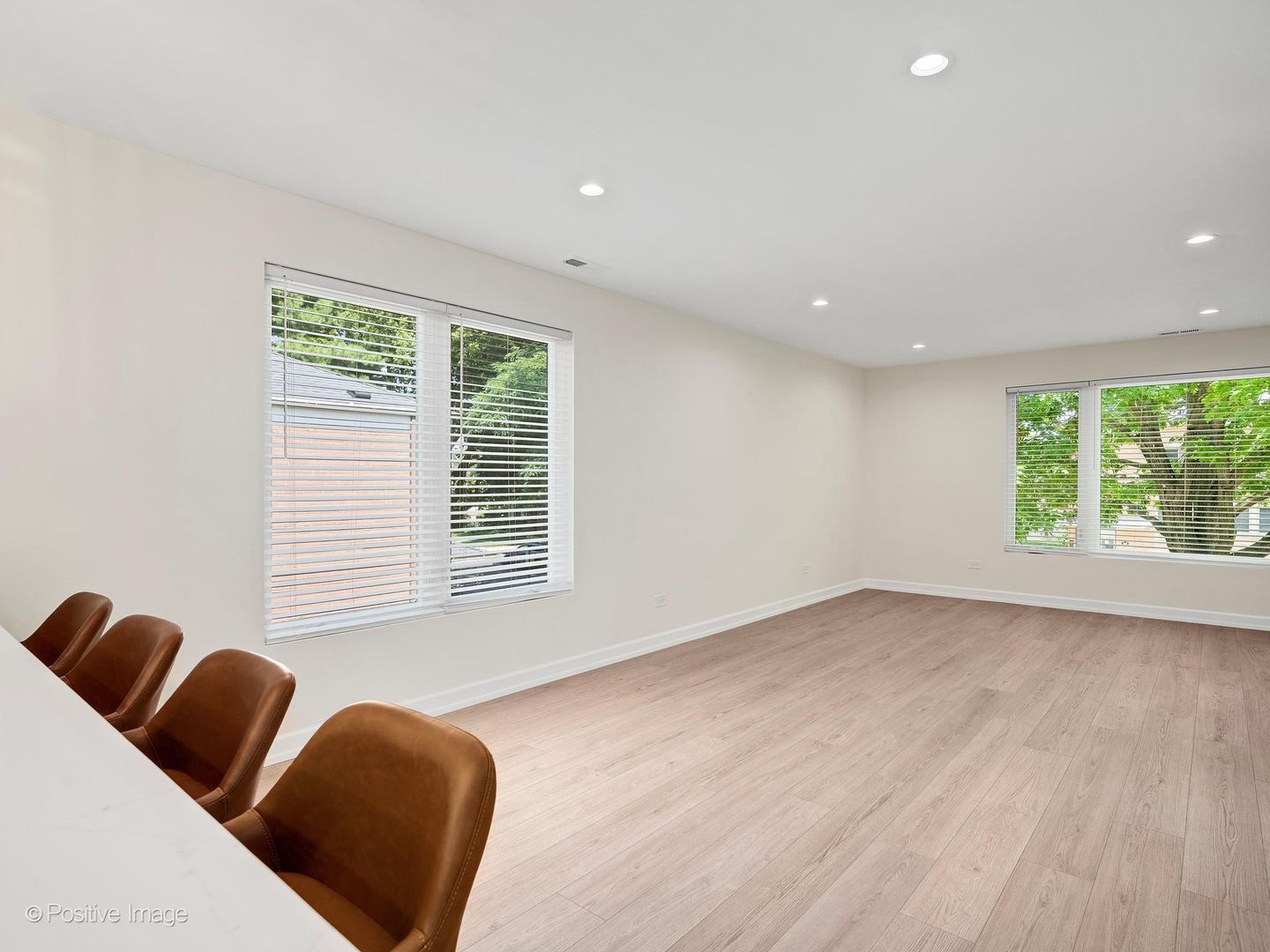 511 Forest Avenue 2 Property Photo 6