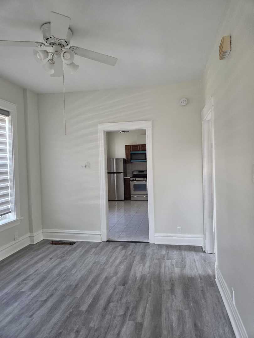 6207 S Bishop Street 2 Property Photo 4