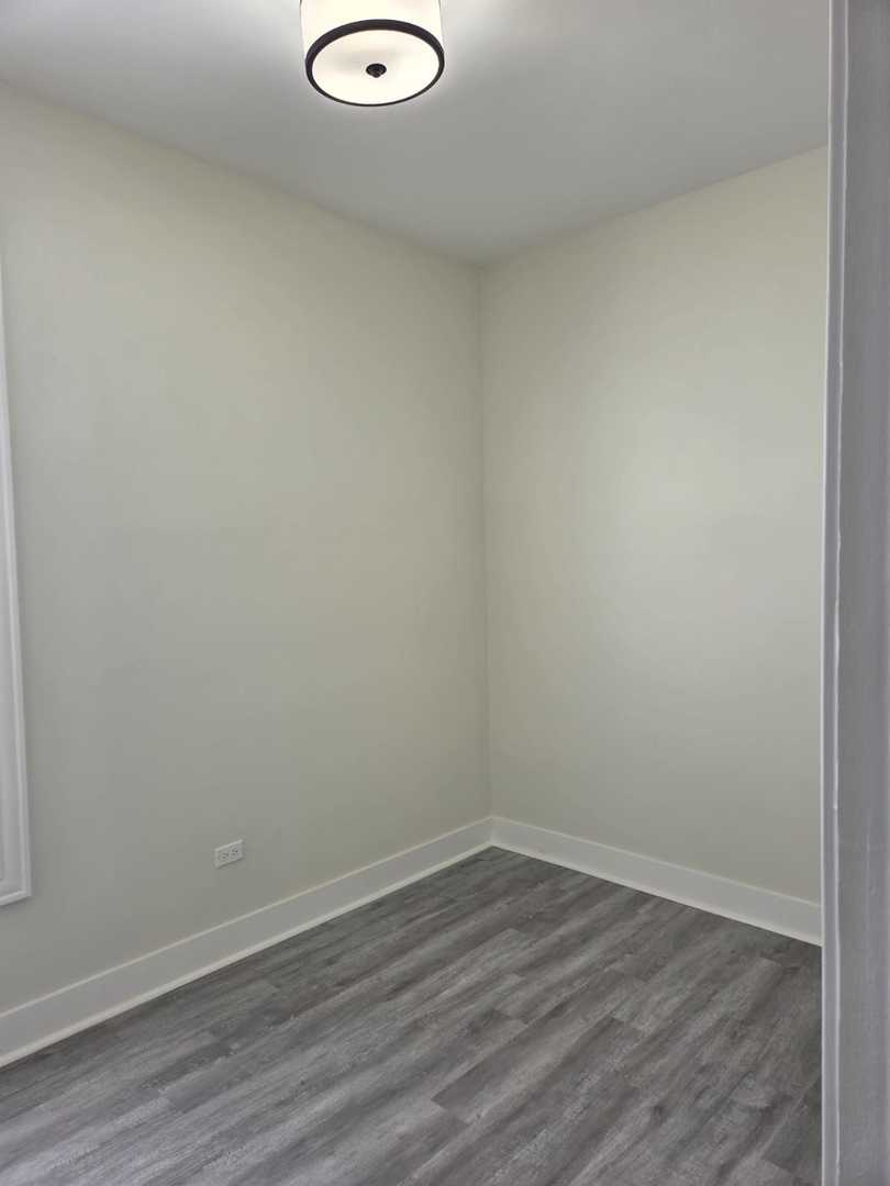 6207 S Bishop Street 2 Property Photo 8