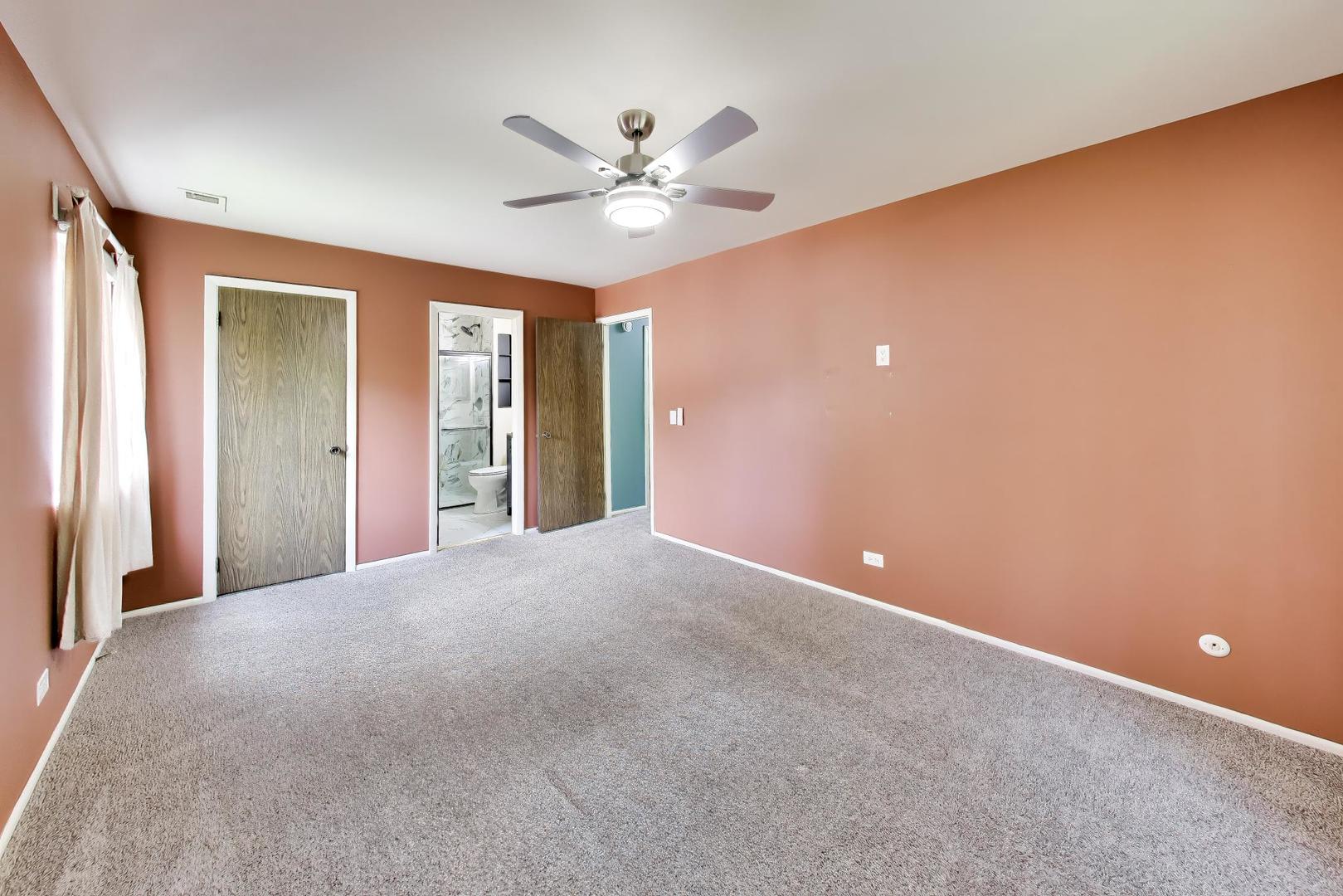 373 Greystone Court D-2 Property Photo 18