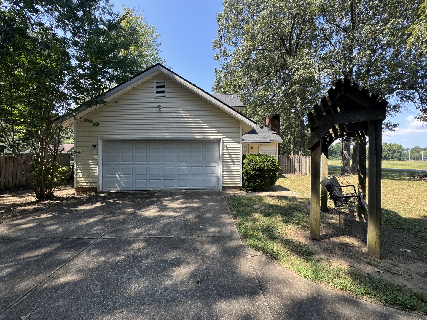 2 Hickory Lane Property Photo 2