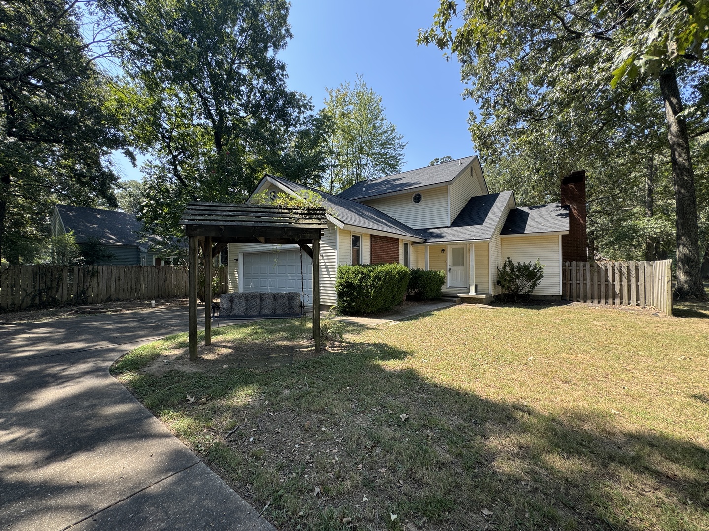 2 Hickory Lane Property Photo 3