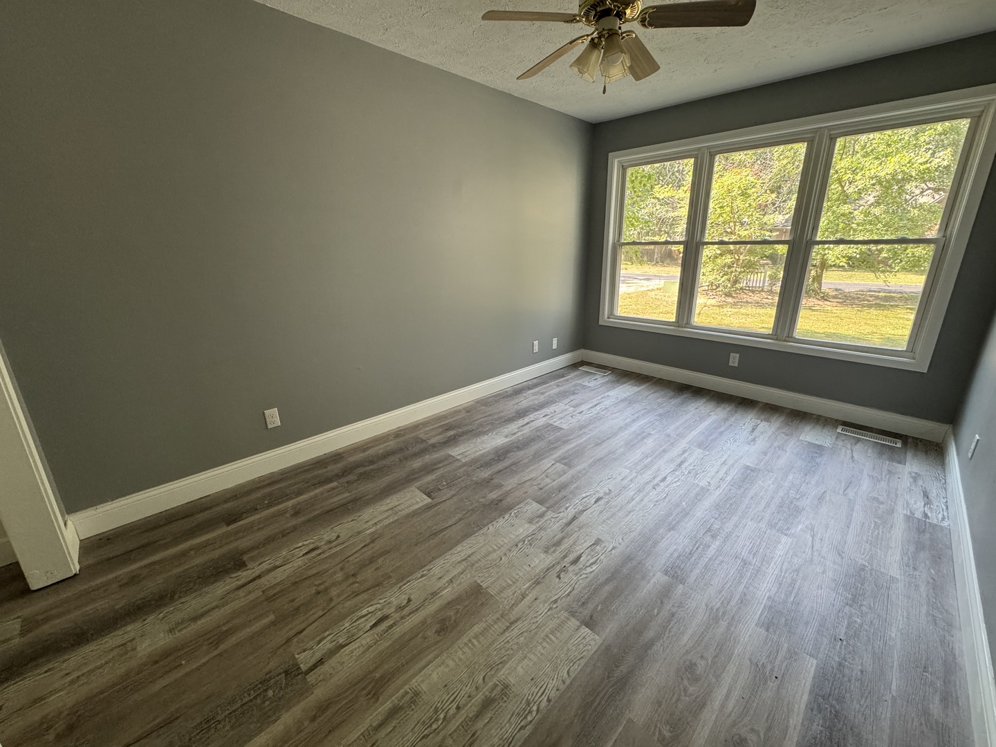 2 Hickory Lane Property Photo 12