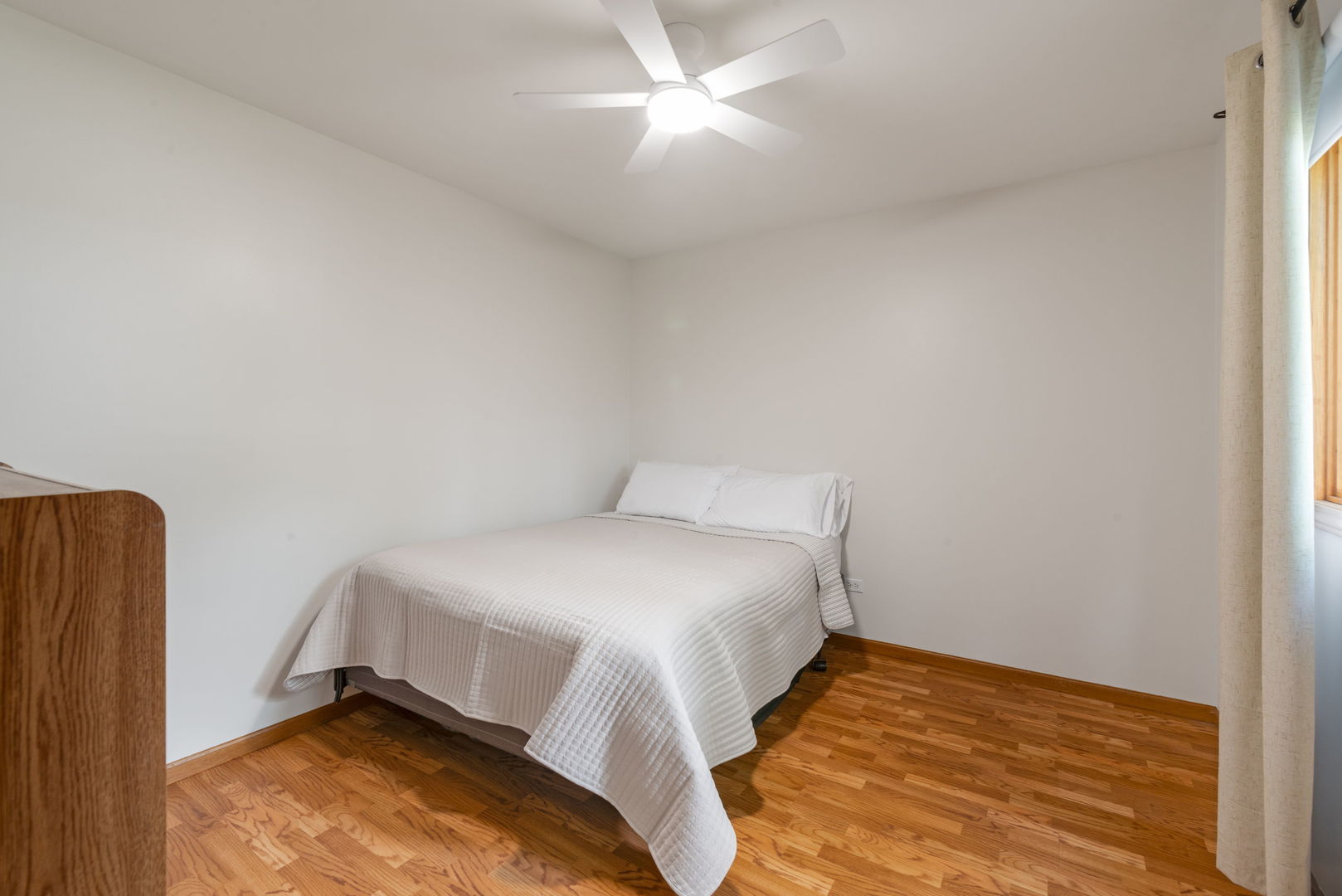 8036 Edgebrook Lane Property Photo 23