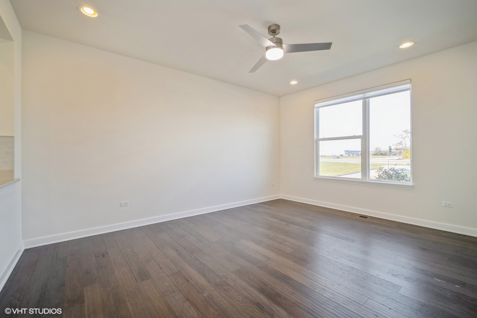 3s565 Camden Street Property Photo 7