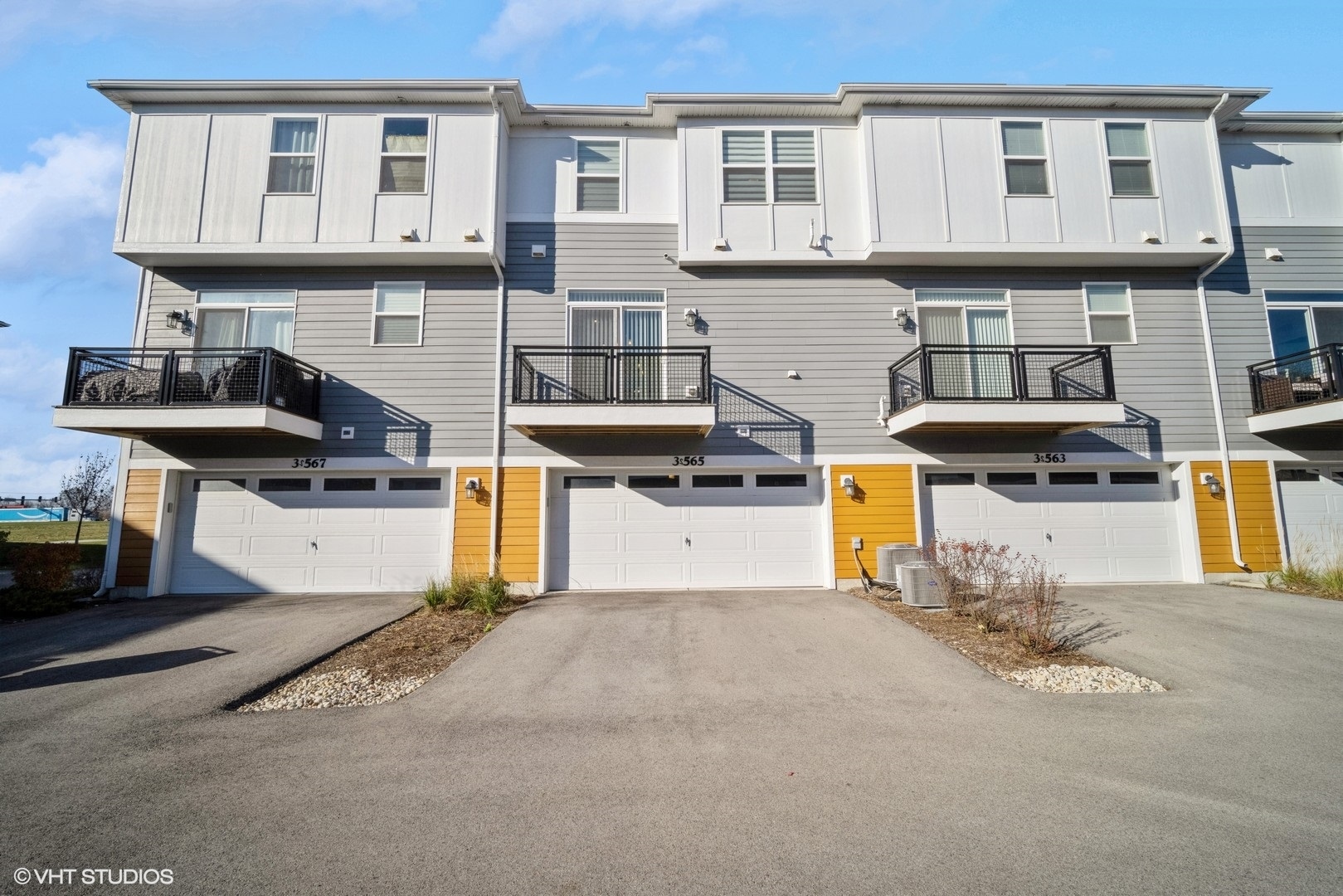 3s565 Camden Street Property Photo 17