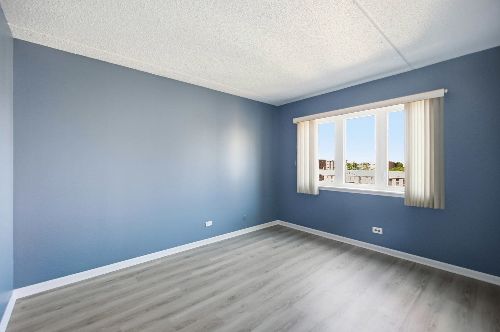 9357 Landings Lane 401 Property Photo 12