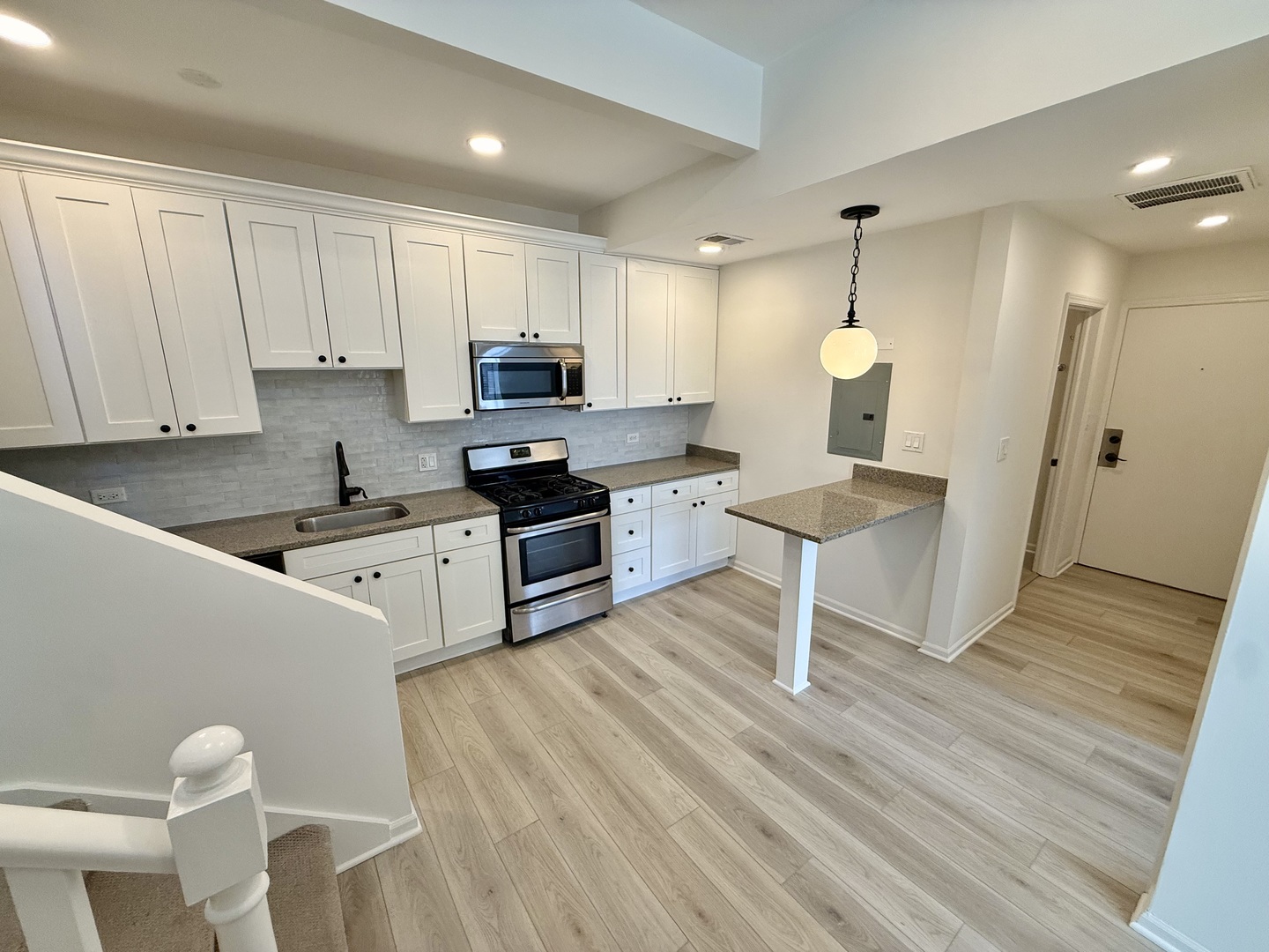 937 W Armitage Avenue 3b Property Photo 11