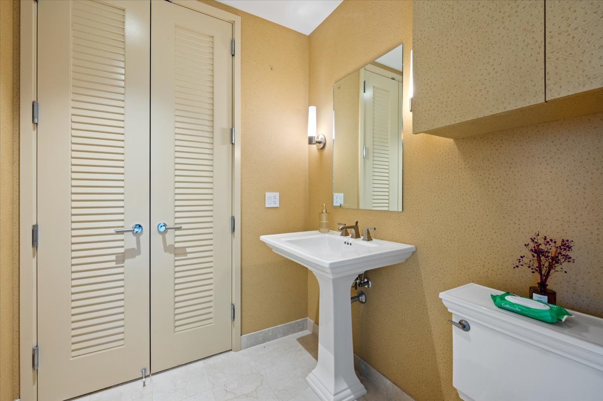 401 N Wabash Avenue 71c Property Photo 8