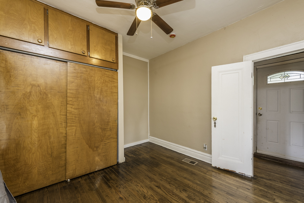 964 N Lewis Avenue Property Photo 24