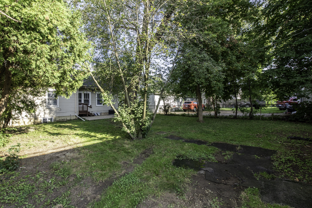 964 N Lewis Avenue Property Photo 30
