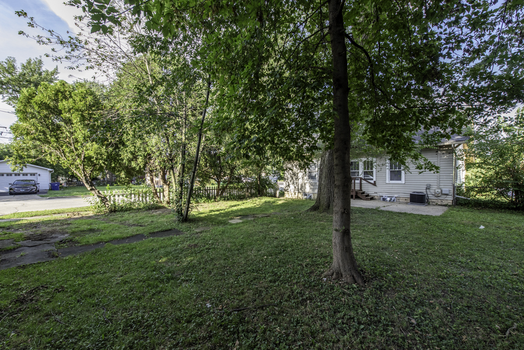 964 N Lewis Avenue Property Photo 34